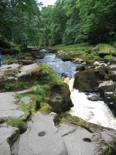 14_14-1.jpg - The Strid. Sort of a raging trickle after the dry Summer.